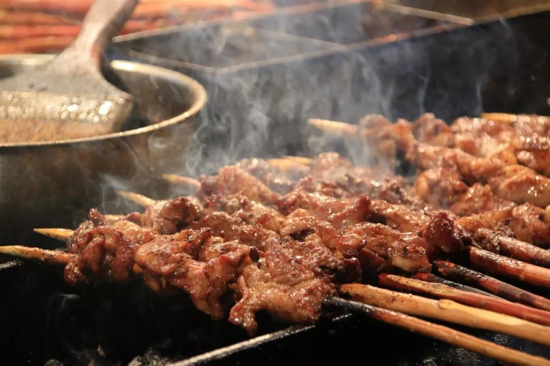 西安新政策下的独特小巷风情与美食秘境探索