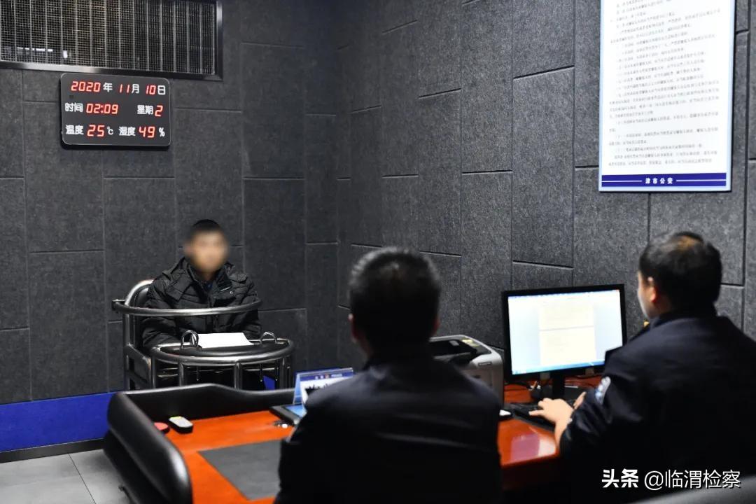 小巷深处的独特风味（或可简化为“小巷独特风味”）
